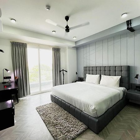 Bedchambers Serviced Apartments - Cyber City Gurgaon Ngoại thất bức ảnh